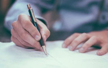 在新证据规定下域外文书是否属于公文书证？